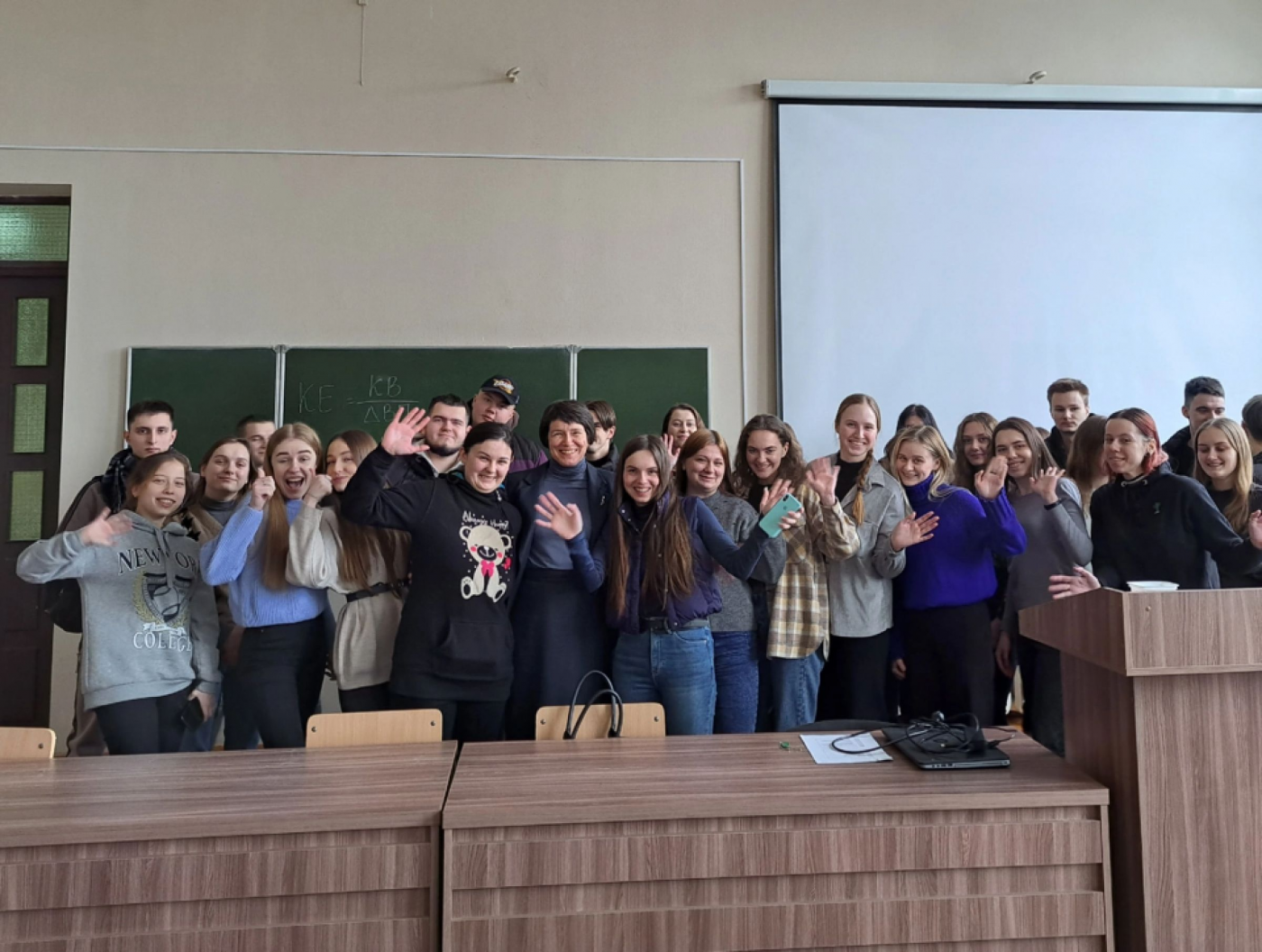 Обмен опытом выпускников кафедры «Таможенное дело» со студентами